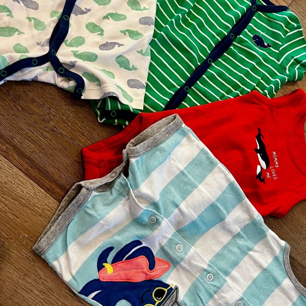 Set/Bundle of 4 Carter’s & Little Me Whale, Octopus and Ocean Bodysuits/Onesies - Picture 2 of 3